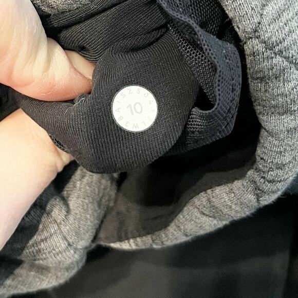 Lululemon Forever Warm Pullover Sweatshirt Heathered Core Dark Gray 10 - Picture 3 of 4